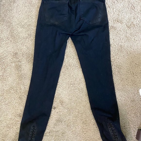 JBranduarte Lace Front and Ankles Jeans - Picture 1 of 8